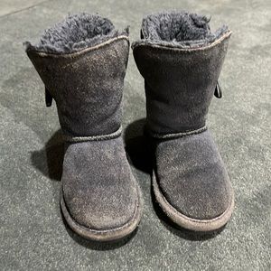 Bear paw boots.  Size 7. Used and worn but work
